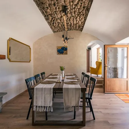 Casa Santari Willa *