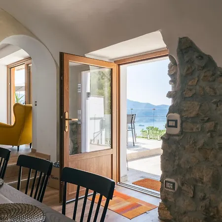 Willa Casa Santari Parzanica