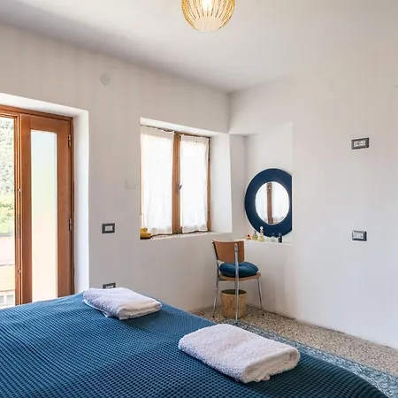 Casa Santari Parzanica