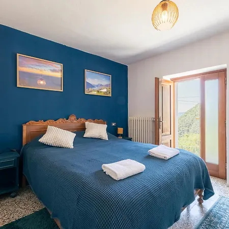Willa Casa Santari Parzanica